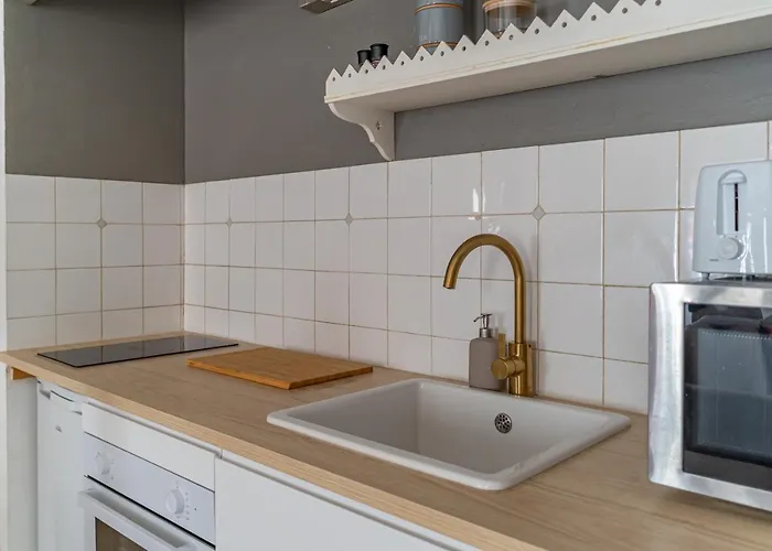 Au Cœur De L'effervescence Terracotta - Nuit à Apartamento Nîmes